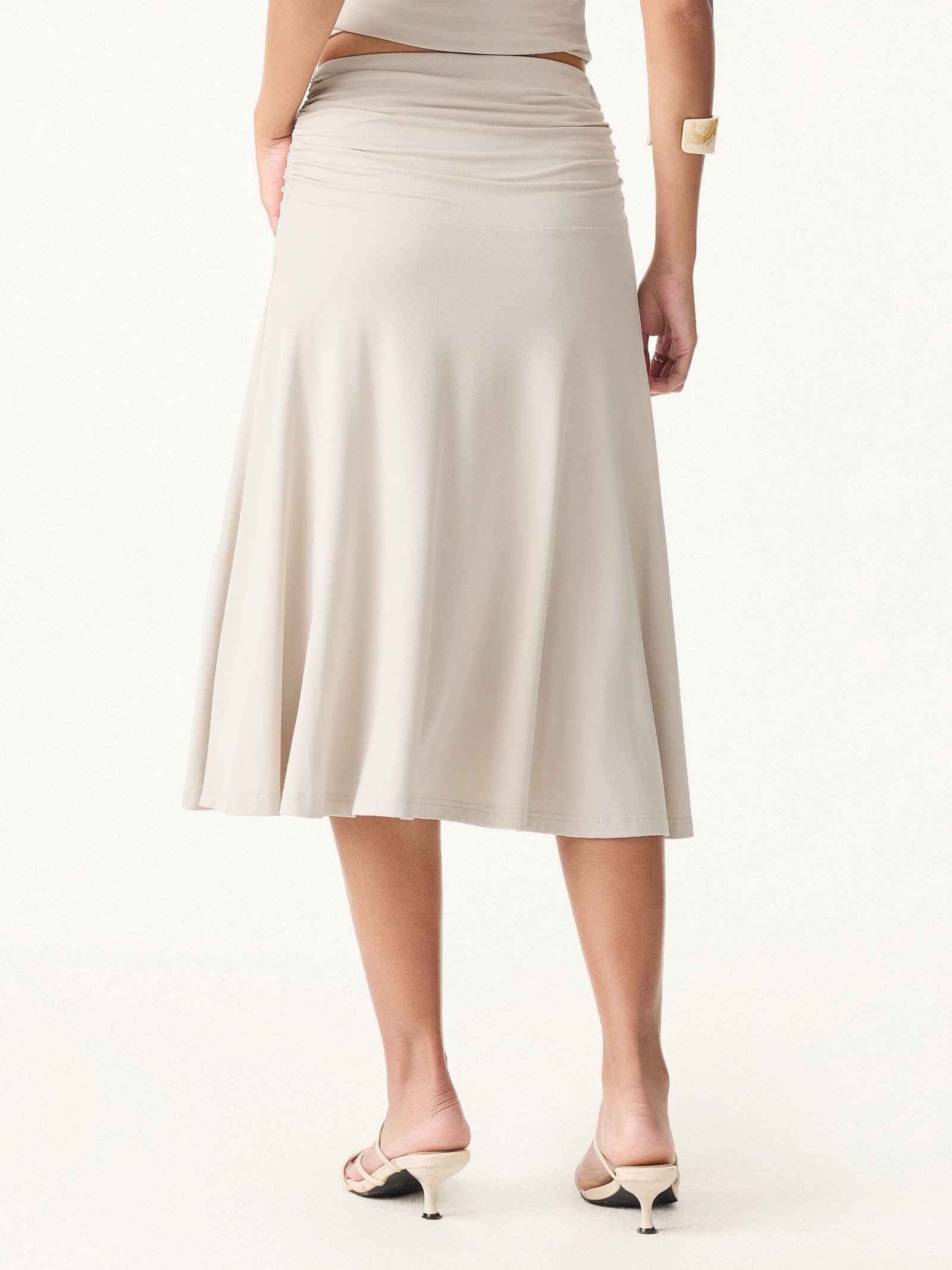 Flowy Side Ruched A-line Midi Skirt - Image 9
